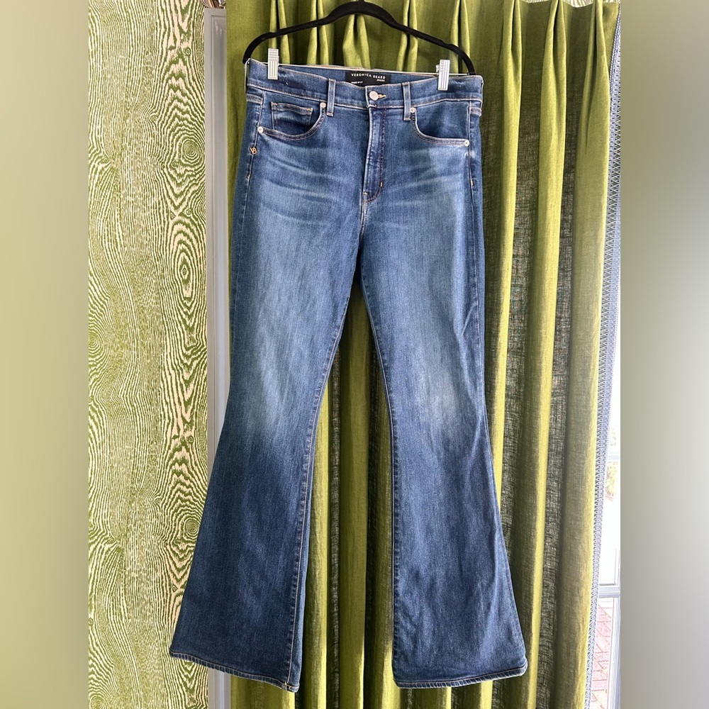 Veronica Beard Women's Flare Jeans in Medium Blue Wash